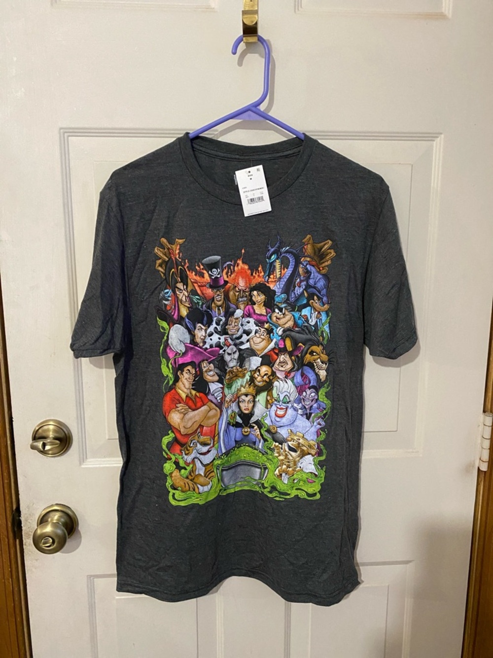 Disney Villains T Shirt Med NWT